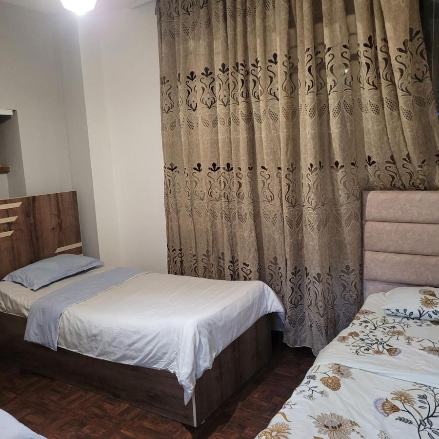 Hotel In Center Of יירבאן מראה חיצוני תמונה
