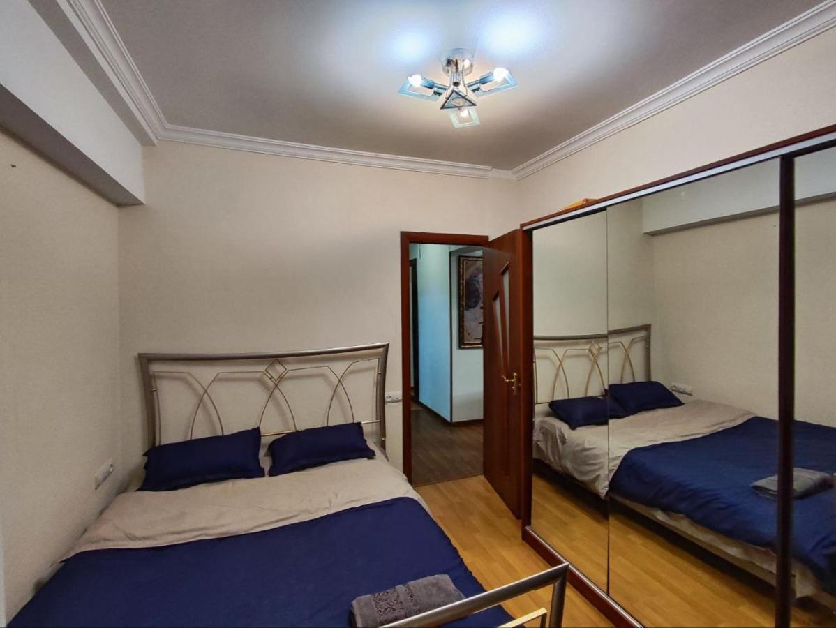 Hotel In Center Of יירבאן מראה חיצוני תמונה