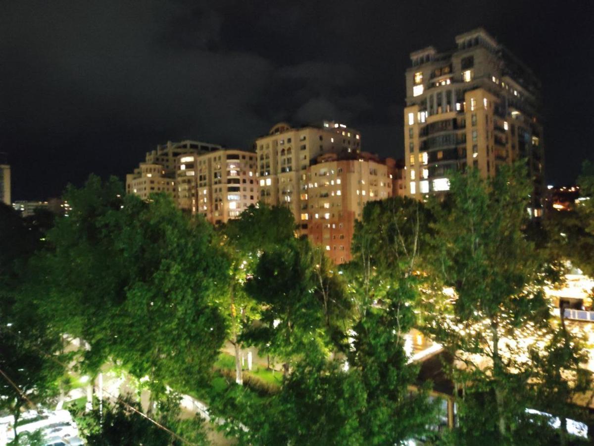 Hotel In Center Of יירבאן מראה חיצוני תמונה